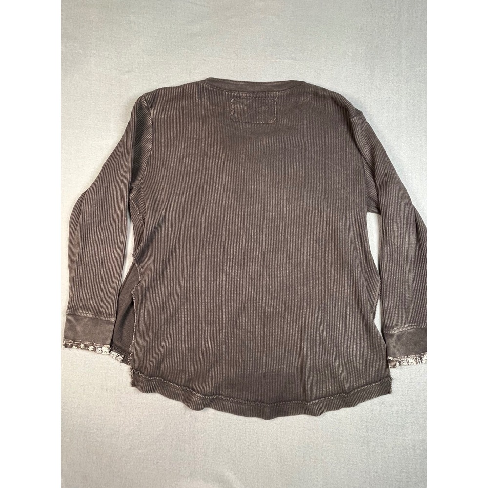 We The Free Henley Thermal Long Sleeve Shirt Distressed Bandana Print Medium - Picture 7 of 10